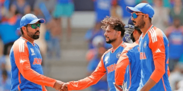 Rohit Sharma congrats Kuldeep Yadav during the match